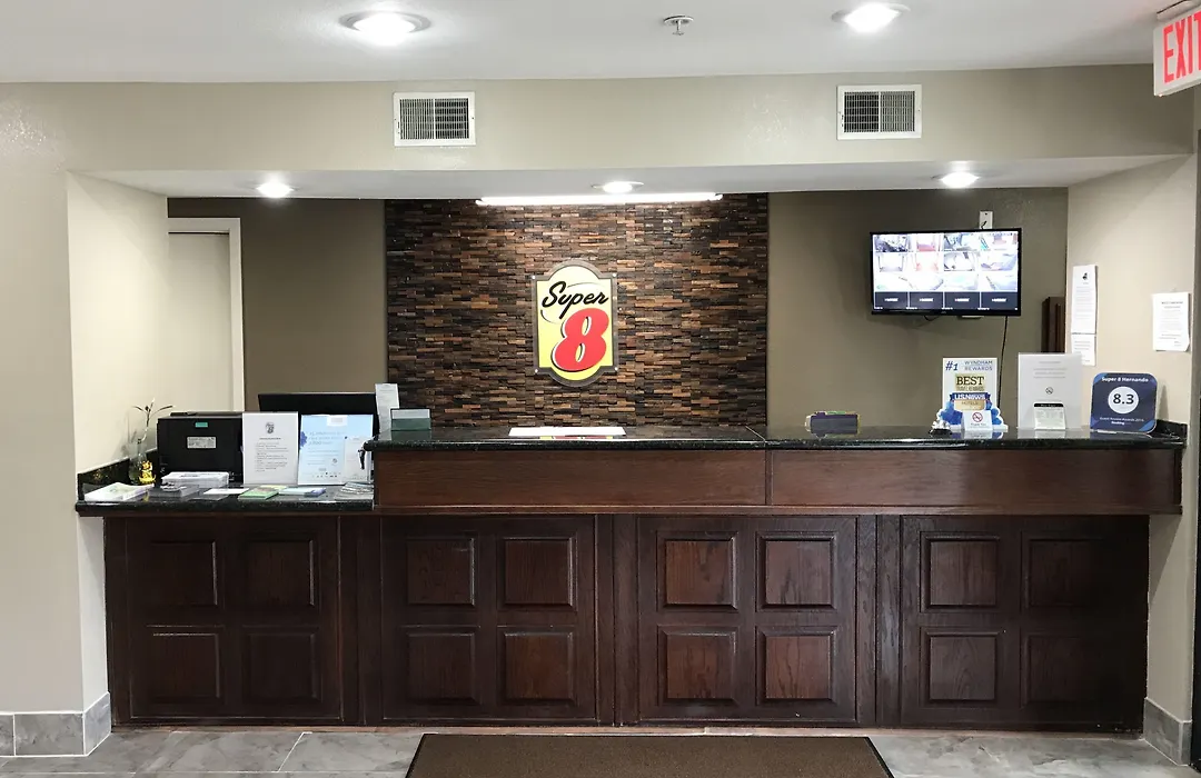 Super 8 By Wyndham Hernando-1