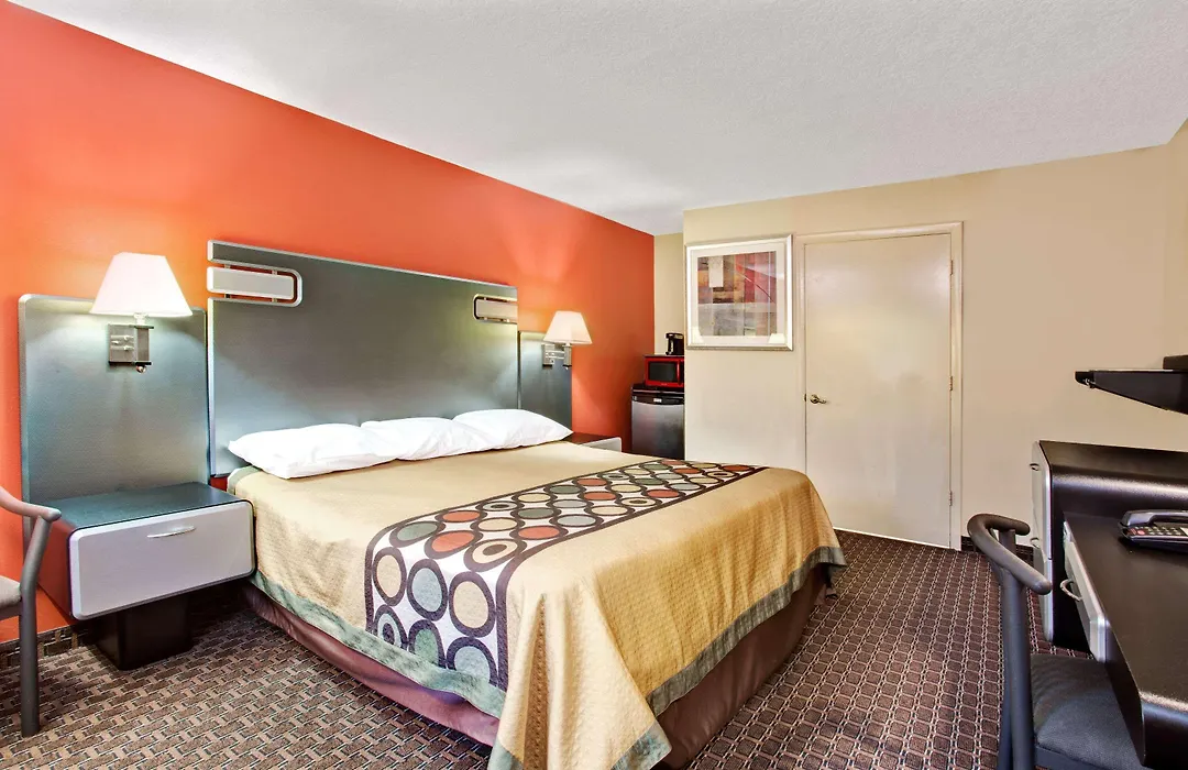 Super 8 By Wyndham Kissimmee/Maingate/Orlando Area-1