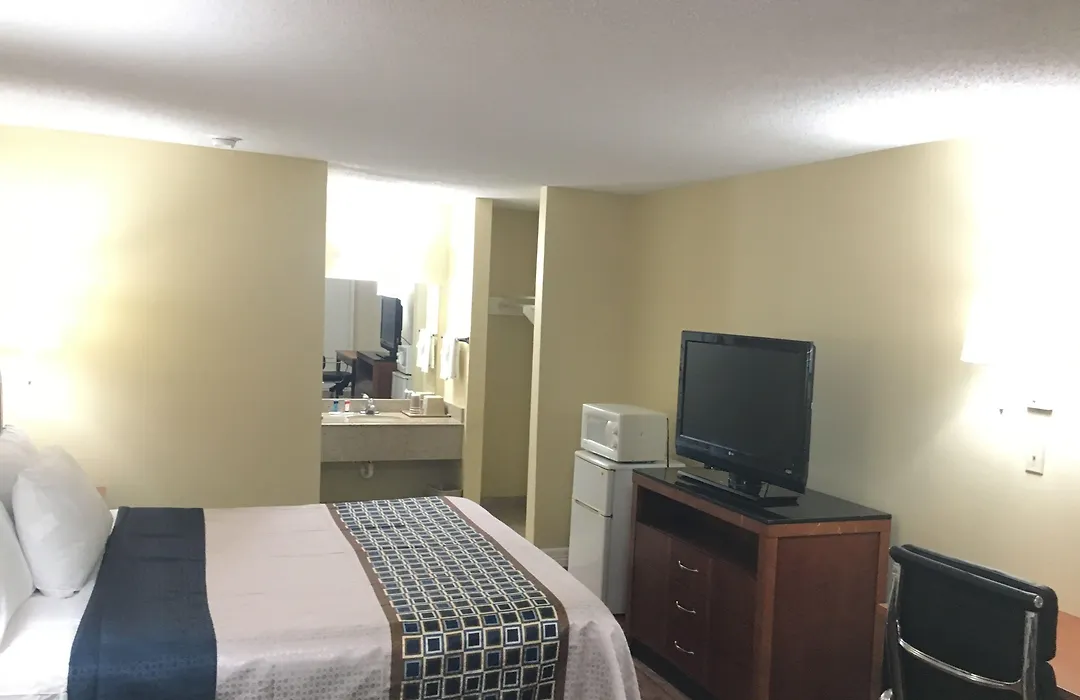 Navasota Inn-1
