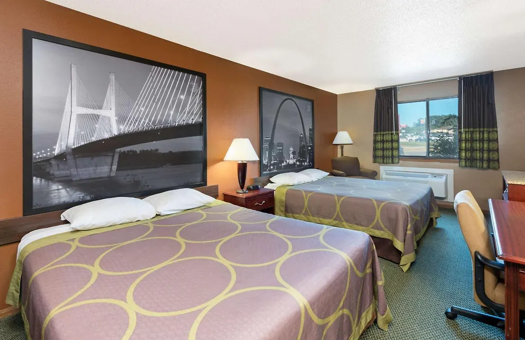 Super 8 By Wyndham Poplar Bluff Missouri-1