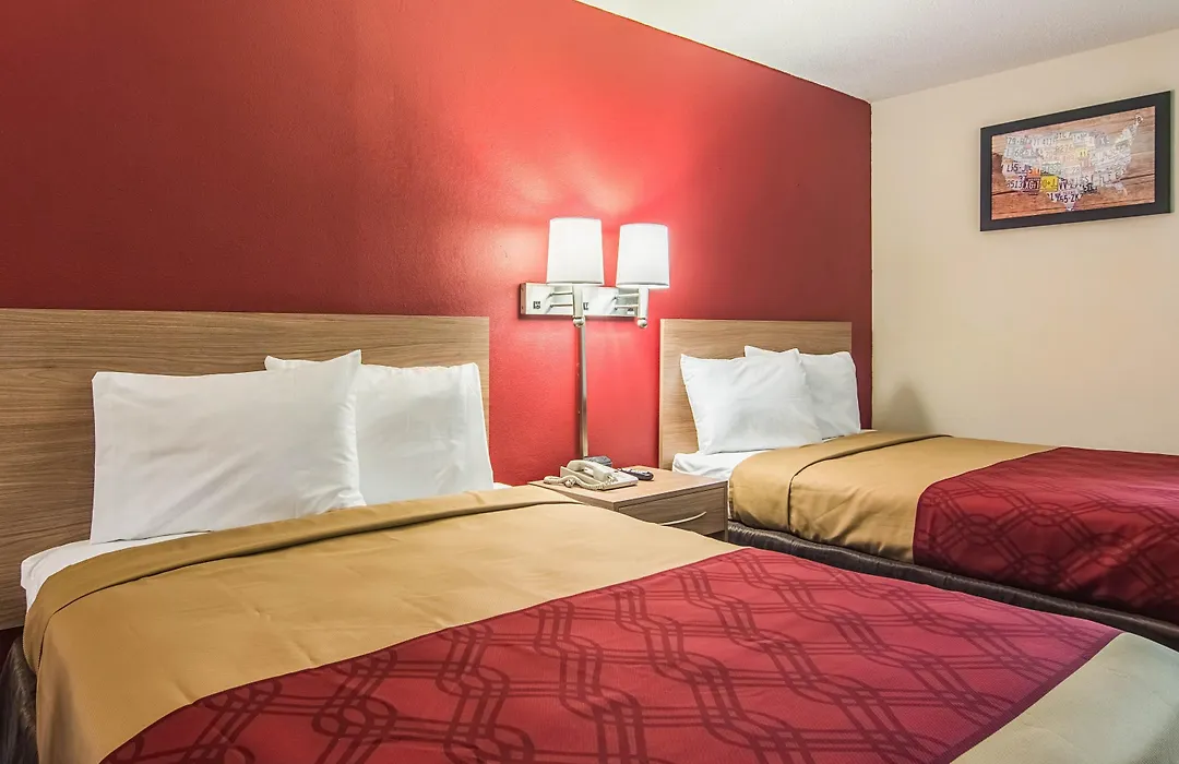 Econo Lodge Fort Payne-1