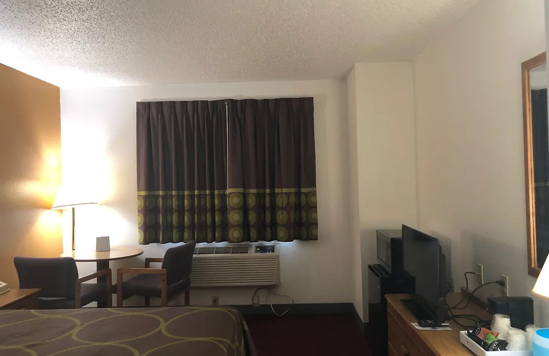 Super 8 By Wyndham Front Royal Near Shenandoah National Park-1