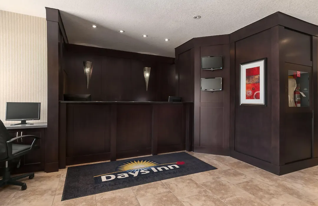 Days Inn By Wyndham Calgary Northwest-1