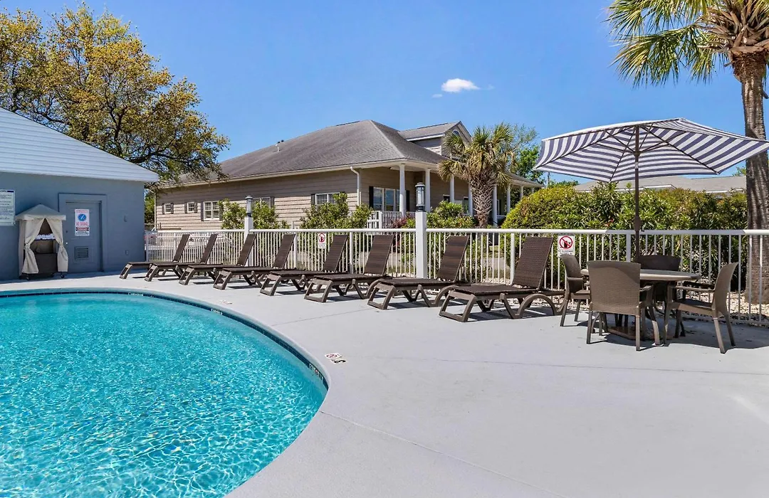 Comfort Suites Southport - Oak Island-1