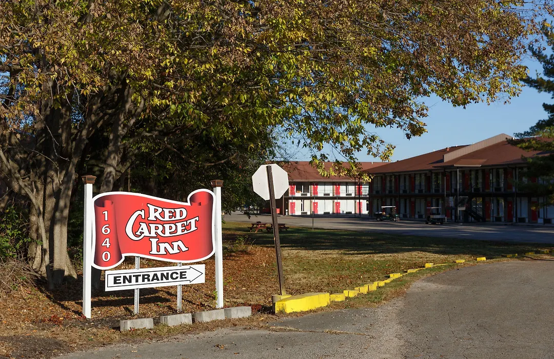 Red Carpet Inn - Louisville-1