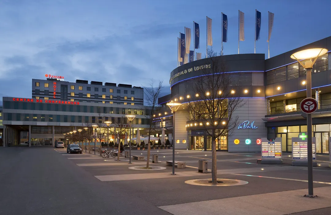 Ramada Encore By Wyndham Geneva-1