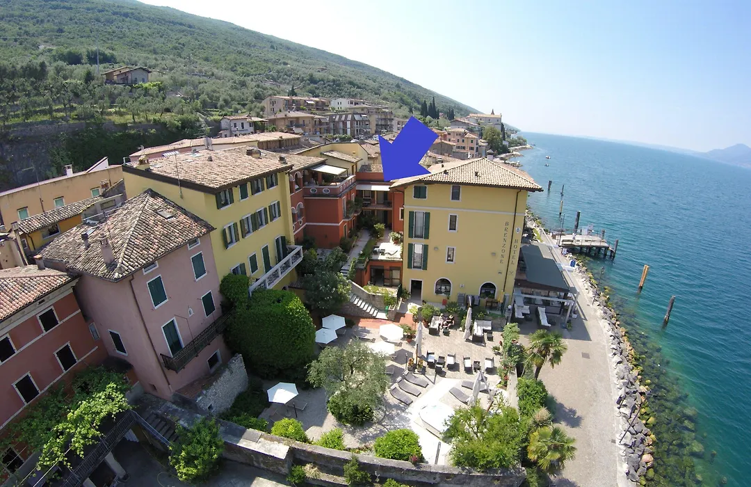 Lake Front Hotel Brenzone-1