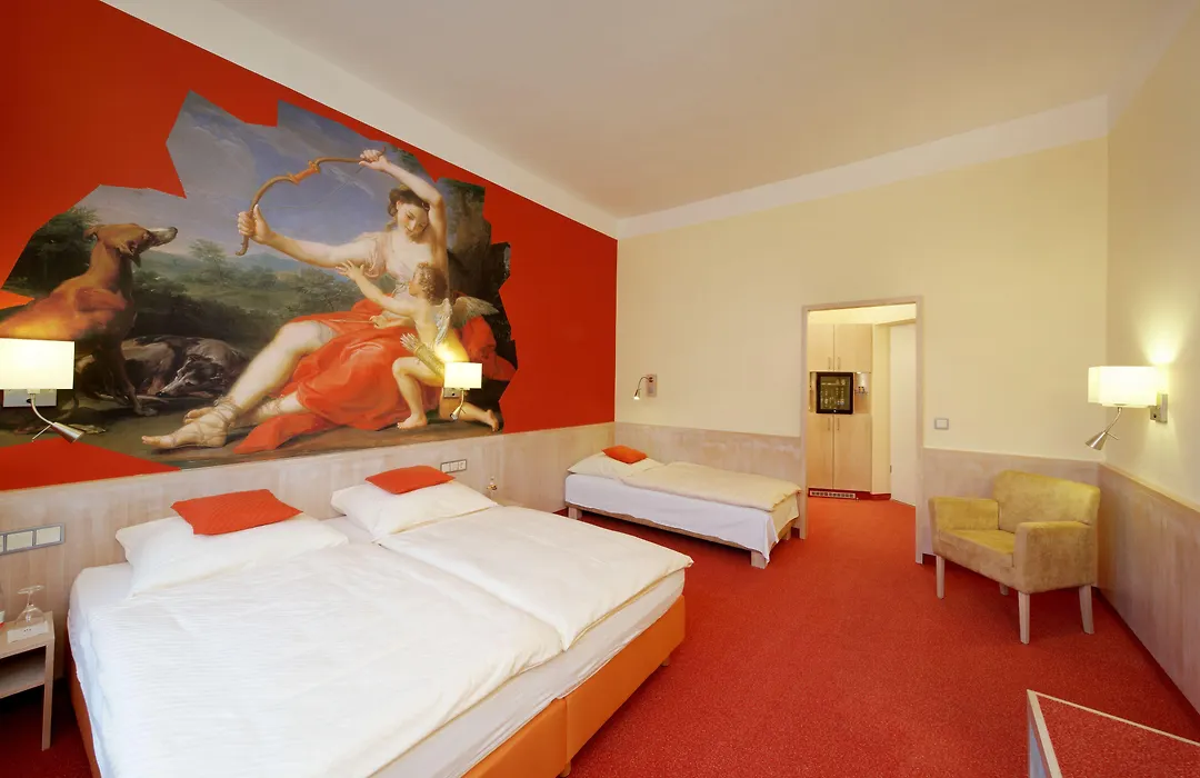 Hotel ADRIA München-1