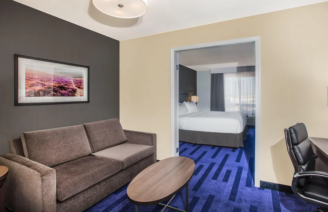 Holiday Inn & Suites Grande Prairie By Ihg-1