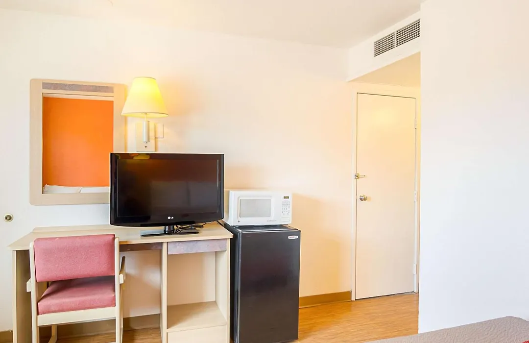 Motel 6-Laramie, Wy-1