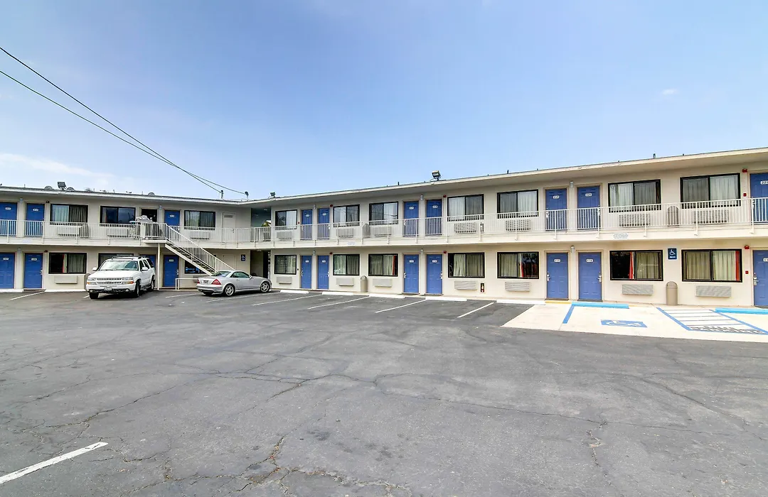 Motel 6-Santa Barbara, Ca - Beach-1