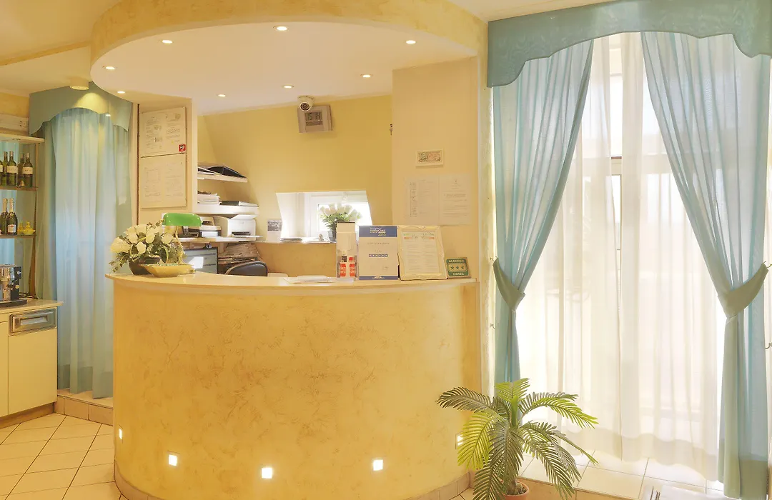 Hotel Arco Romana-1