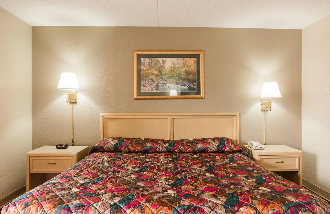 Green Valley Motel-1