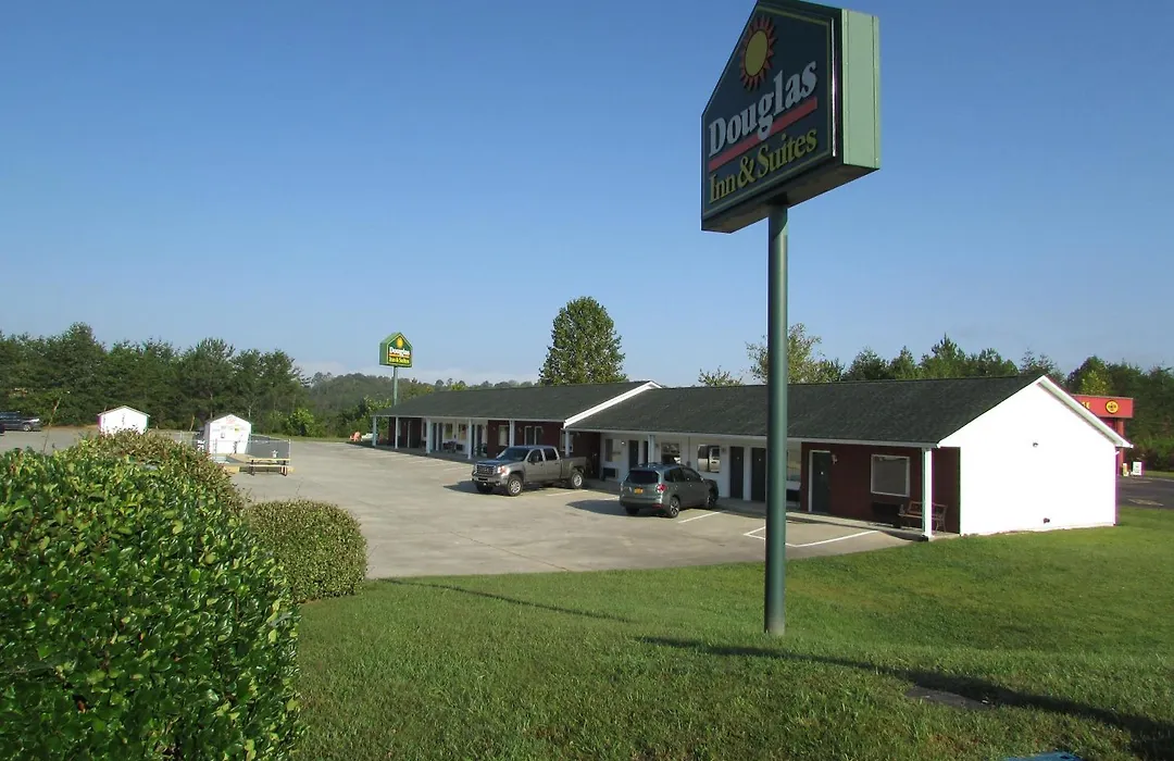 Douglas Inn & Suites, Blue Ridge, Ga-1