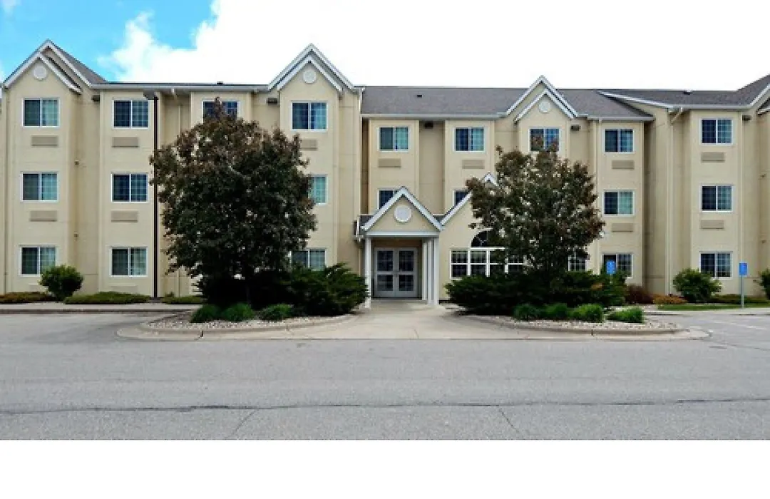 Microtel Inn & Suites By Wyndham Mankato-1
