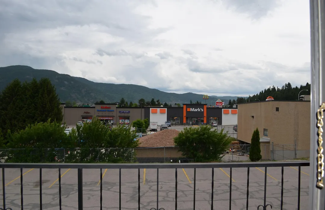 Canadas Best Value Inn & Suites-Castlegar-1