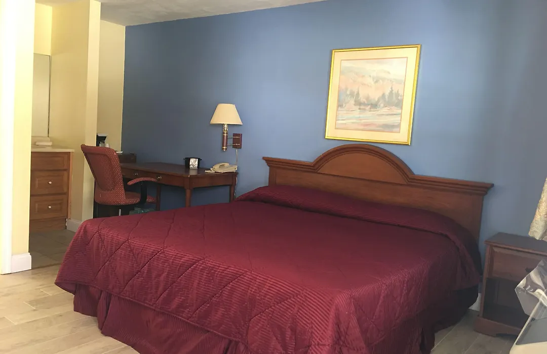 Maple Leaf Motel-1