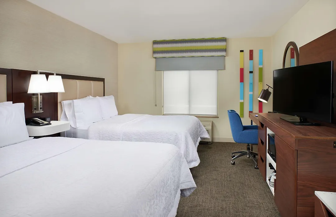 Hampton Inn & Suites Phoenix-Surprise-1