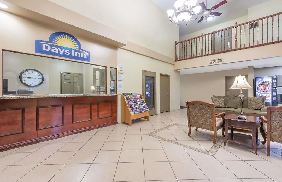 Days Inn By Wyndham St Peters/St Charles-1
