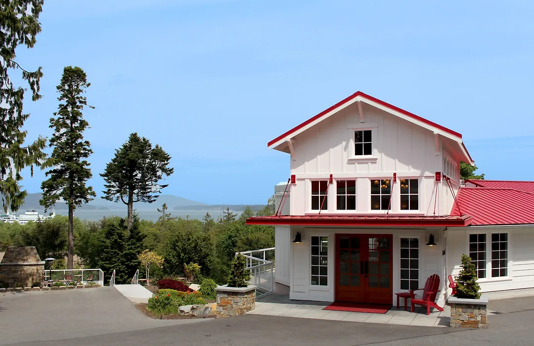 Anacortes Ship Harbor Inn-1