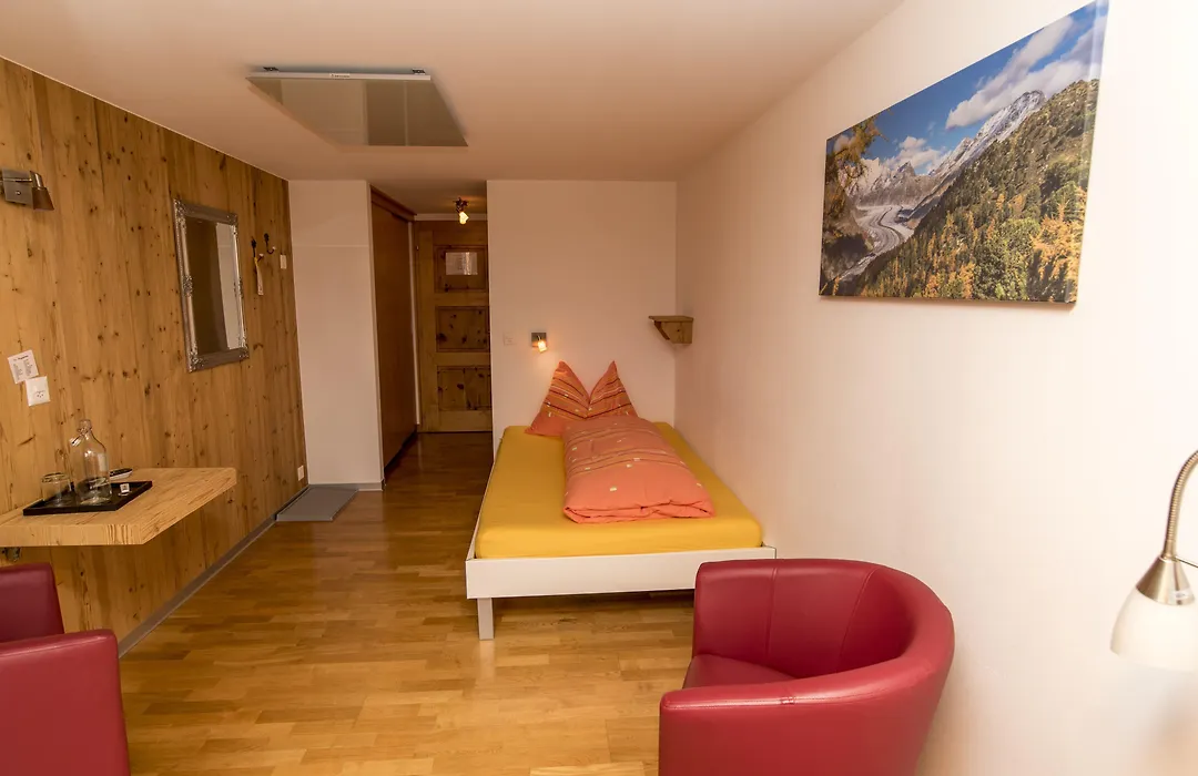 Hotel Slalom-1