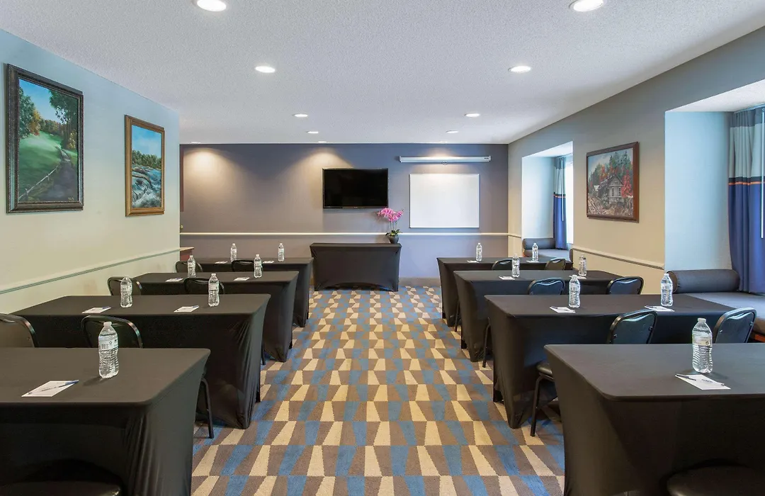 Microtel Inn & Suites By Wyndham Lillington/Campbell University-1
