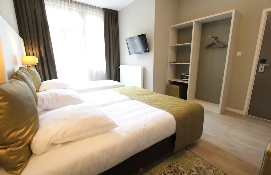 Apple Inn Hotel-1