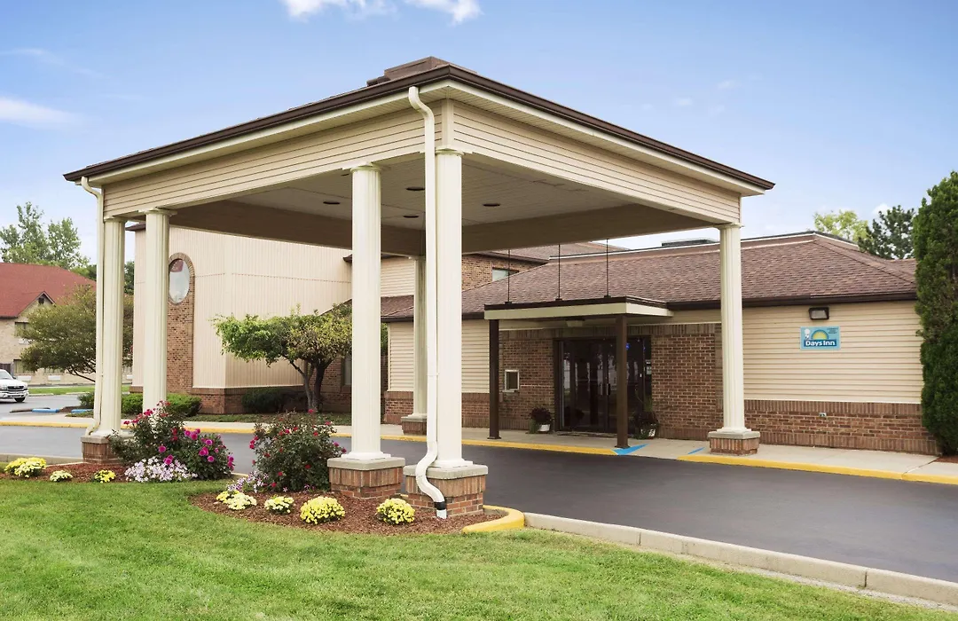 Days Inn By Wyndham Middletown-1