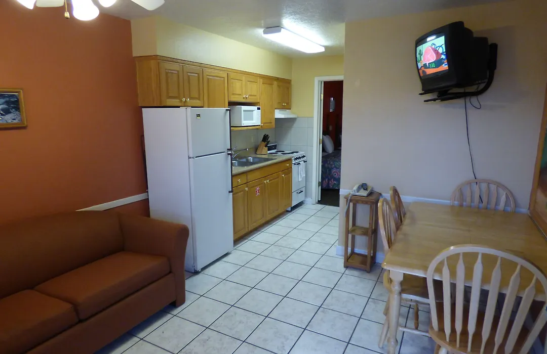 Coronada Inn & Suites-1