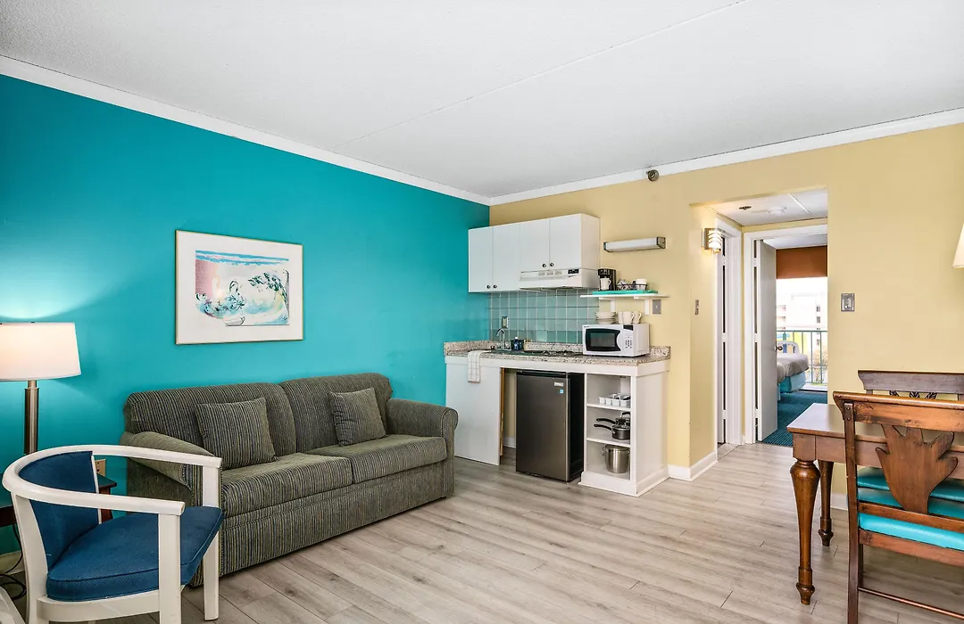 Cayman Suites Hotel-1