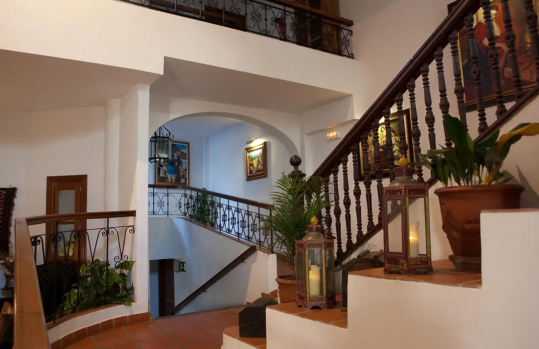 Hotel Alcadima-1
