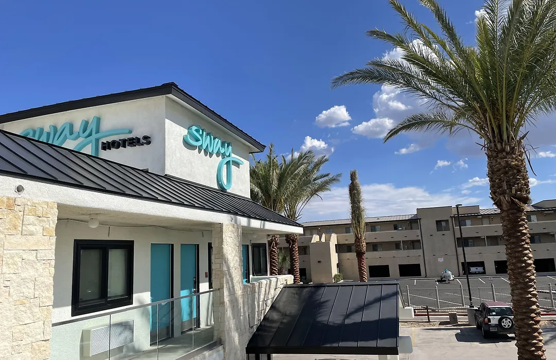 Sway Hotel Lake Havasu-1