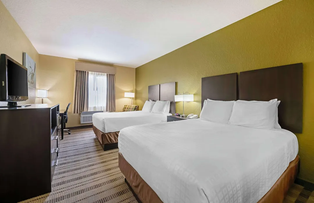 Best Western Edgewater Inn-1