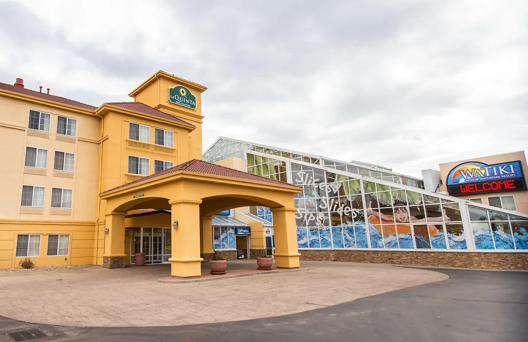 La Quinta Inn And Suites By Wyndham At Watiki Waterpark-1
