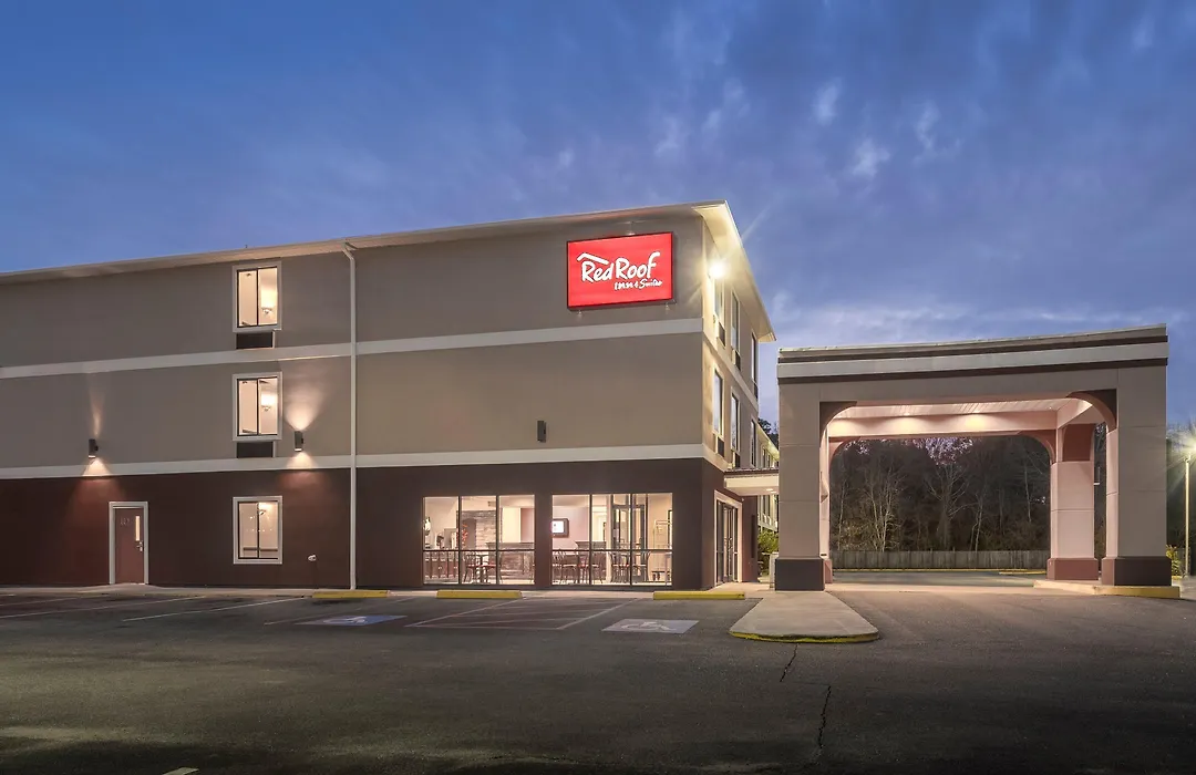 Red Roof Inn & Suites Biloxi - Ocean Springs-1