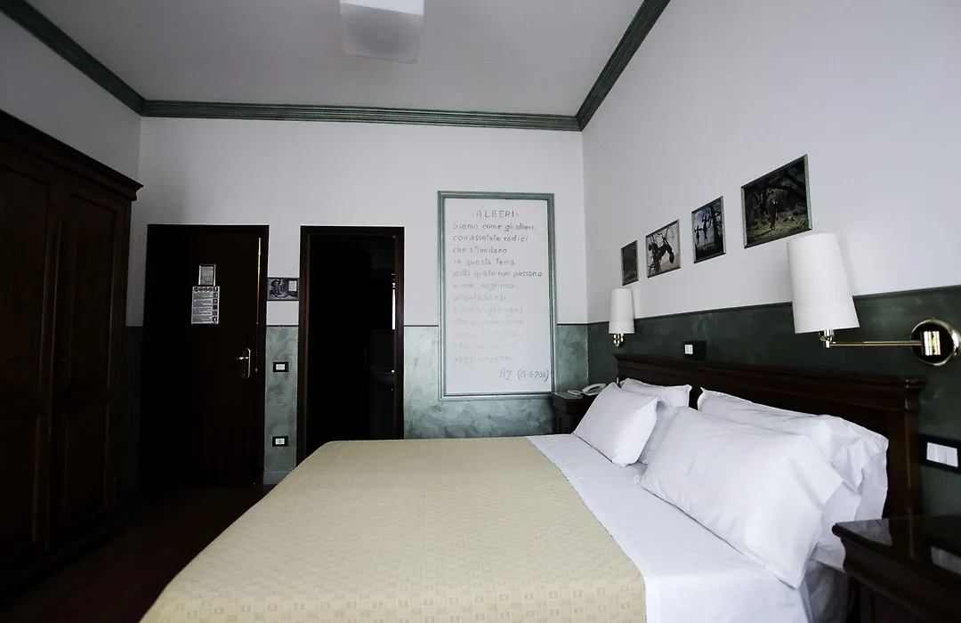 Hotel Diana-1