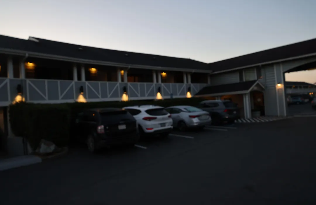 Global Inn-1