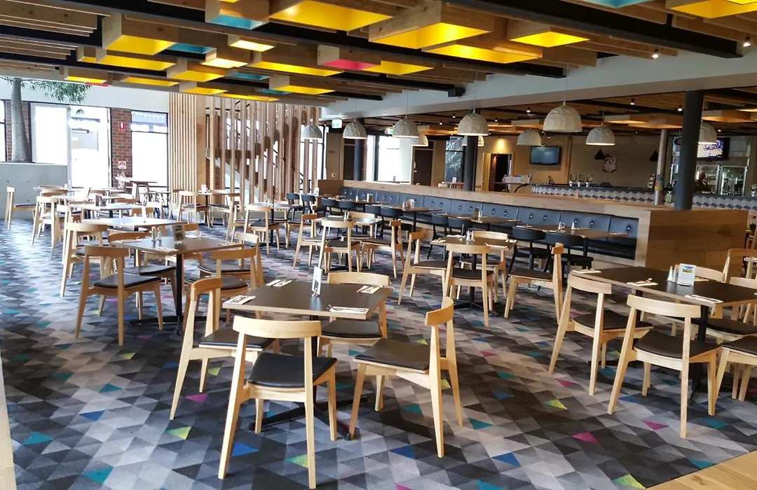 Highlander Hotel Bar Kitchen Rooftop-1