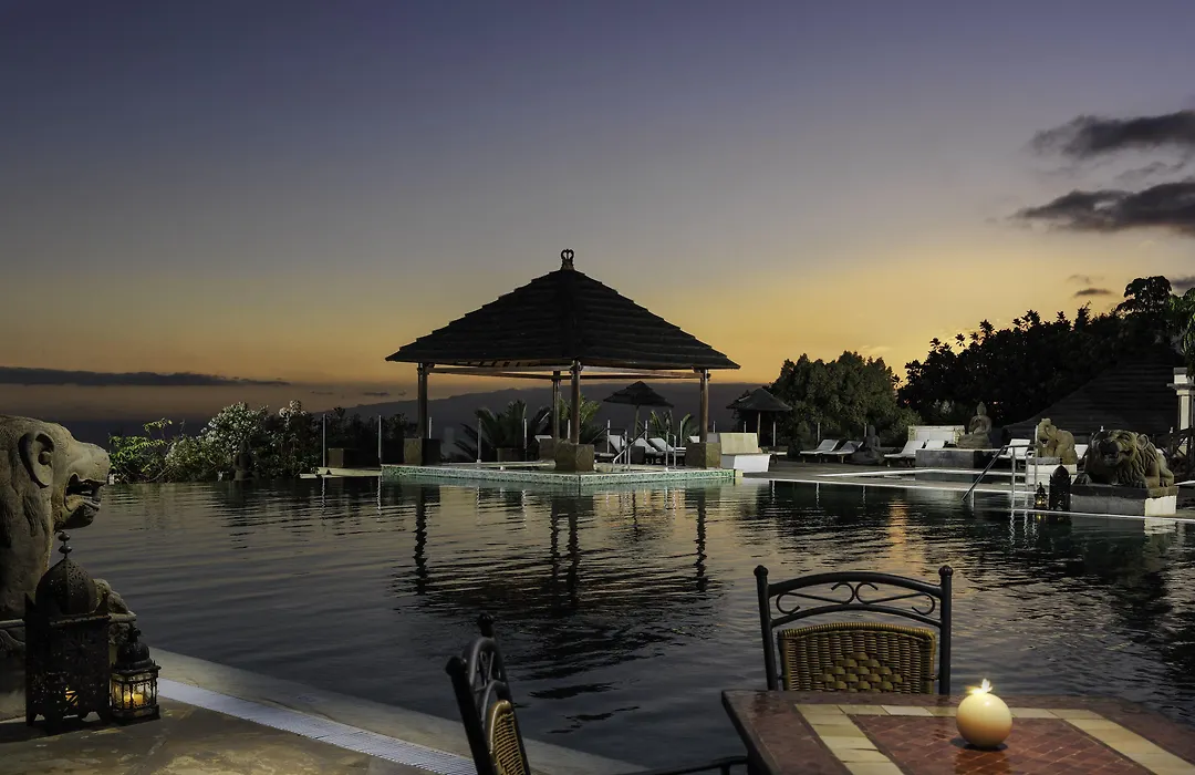 Regency Country Club, Apartments Suites-1
