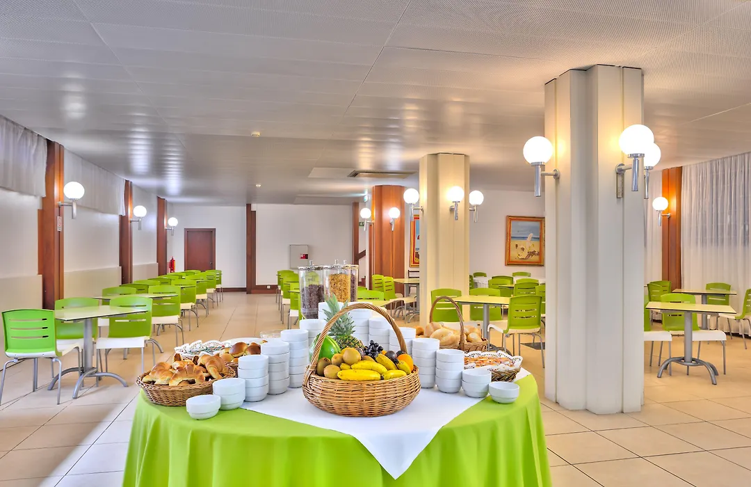 Hotel Praia Dourada-1
