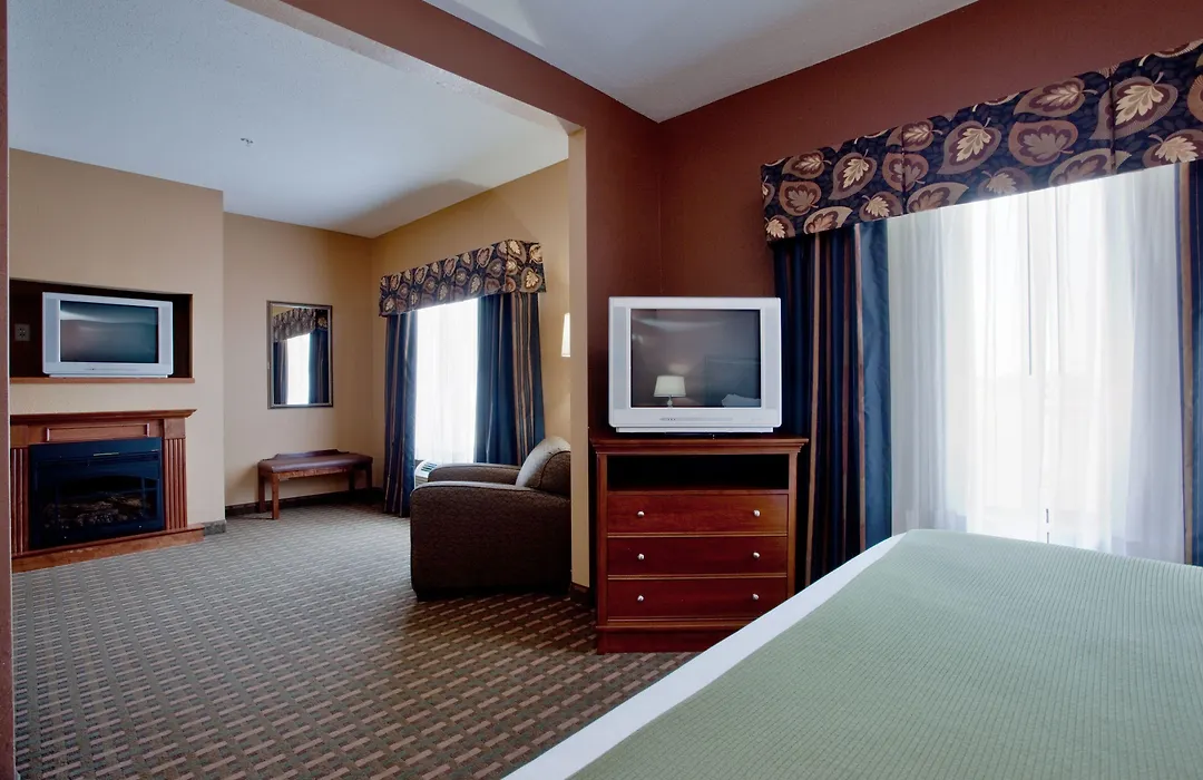Holiday Inn Express Hotel & Suites Suffolk By Ihg-1