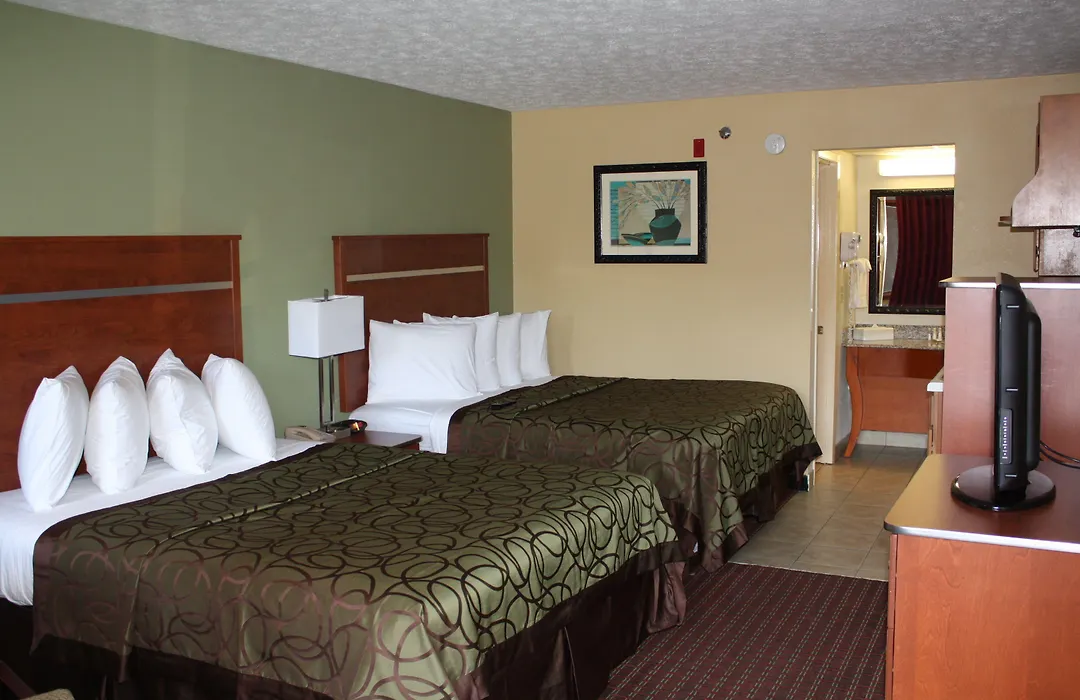 Baymont By Wyndham Pigeon Forge Near Island Drive-1