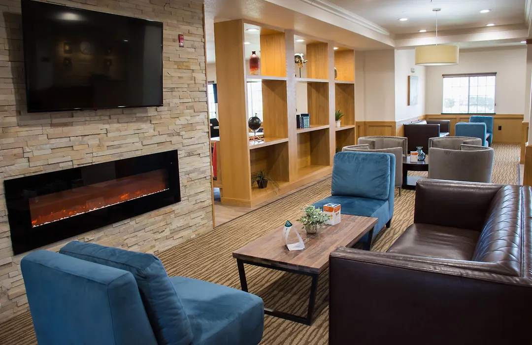 Comfort Suites El Paso Airport-1