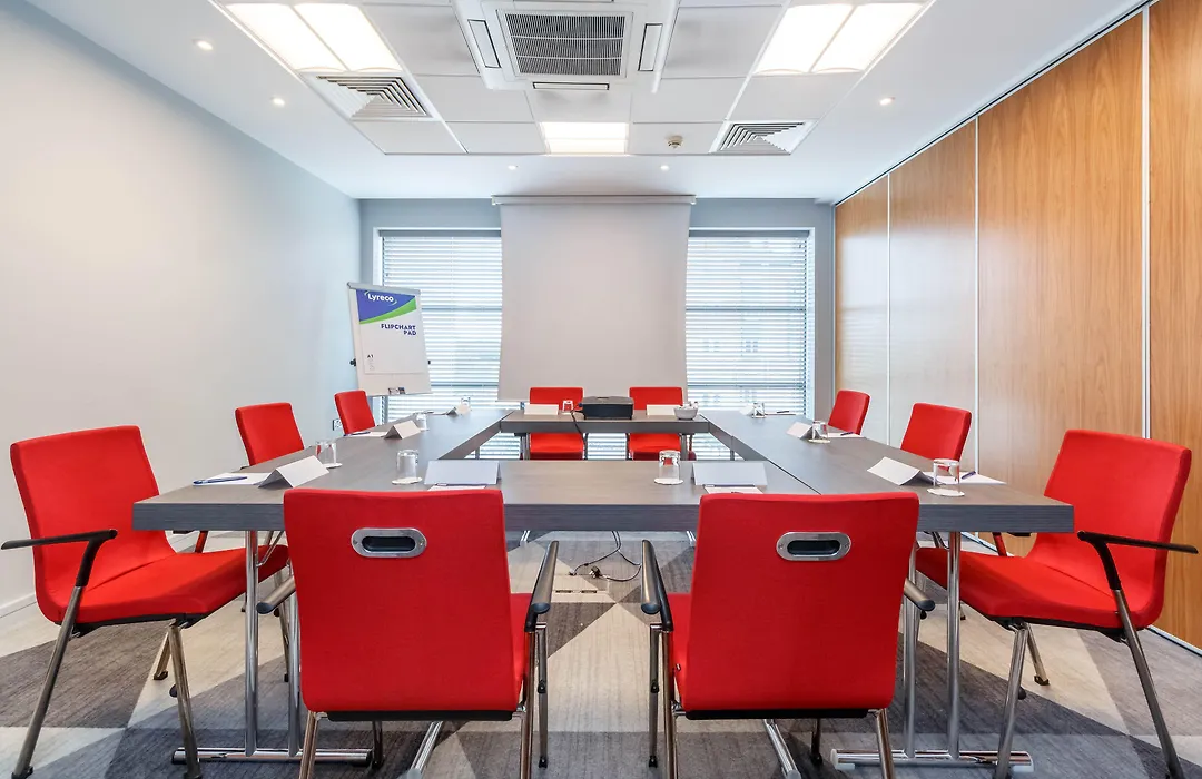 Holiday Inn Express Walsall M6, J10 By Ihg-1