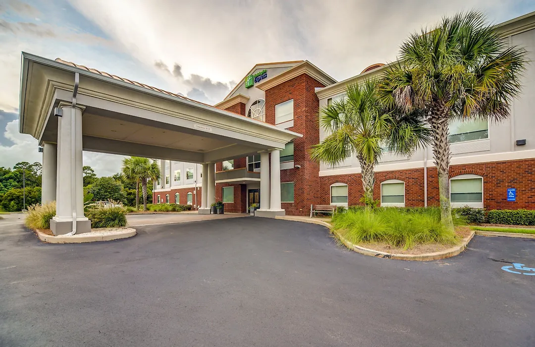 Holiday Inn Express Hotel & Suites Foley By Ihg-1