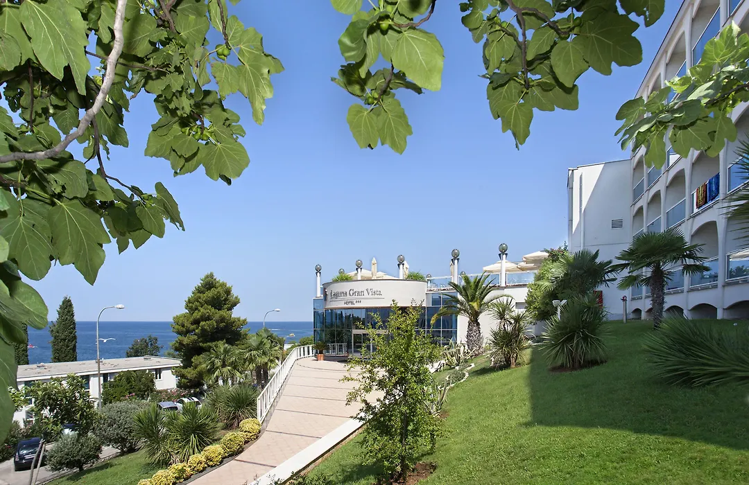 Hotel Gran Vista Plava Laguna-1