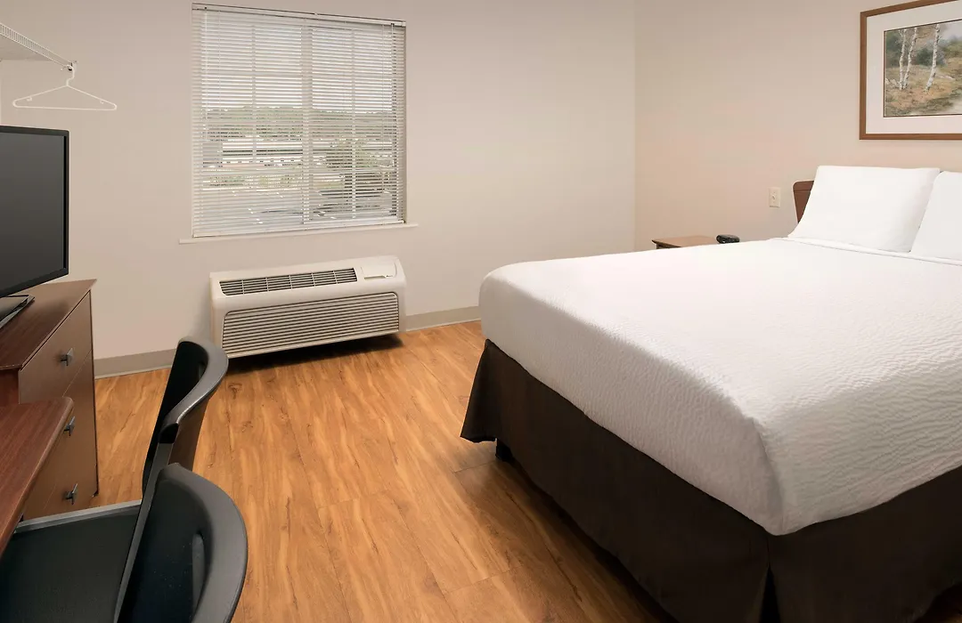 Woodspring Suites Kansas City Mission-1