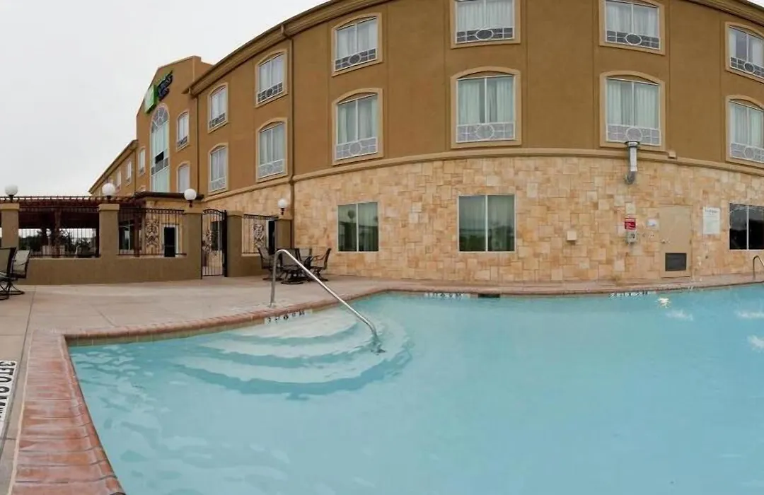 Holiday Inn Express Glen Rose By Ihg-1