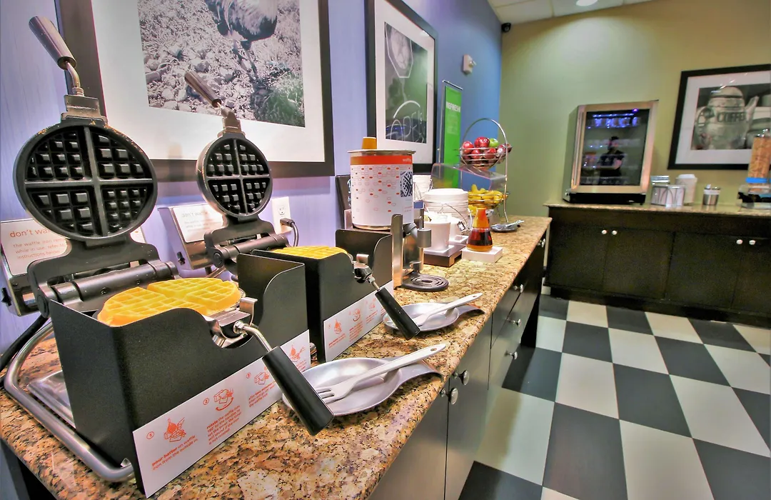 Hampton Inn & Suites Flowery Branch-1