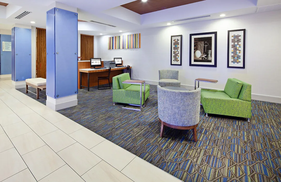 Holiday Inn Express & Suites Clovis Fresno Area By Ihg-1